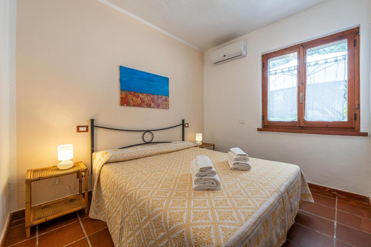 Damiano Holiday House Porto Columbu - Perd'E Sali Екстериор снимка