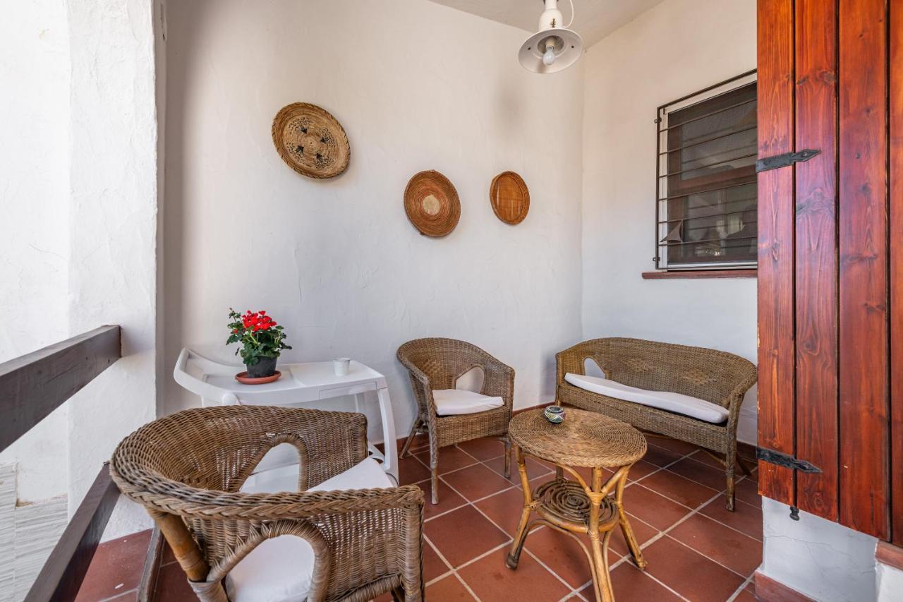 Damiano Holiday House Porto Columbu - Perd'E Sali Екстериор снимка