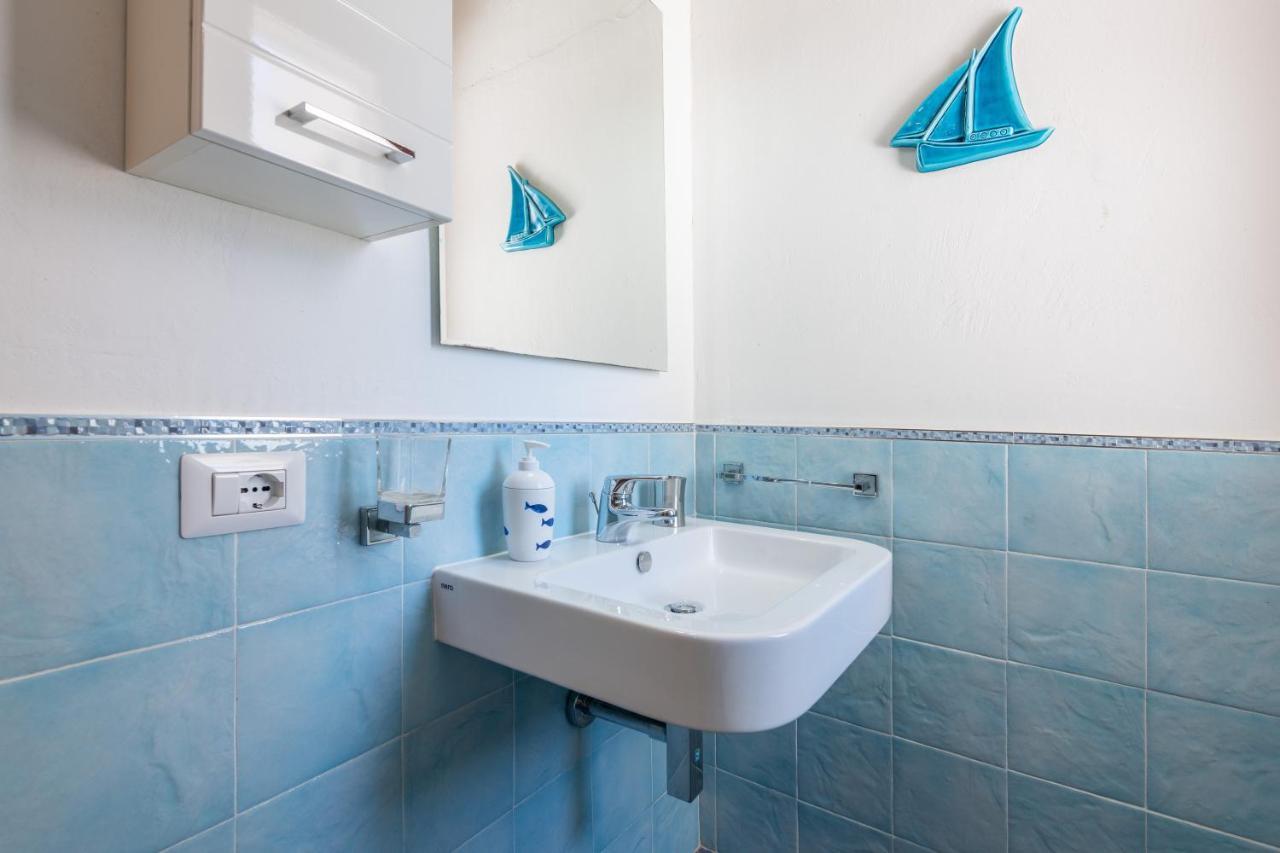 Damiano Holiday House Porto Columbu - Perd'E Sali Екстериор снимка