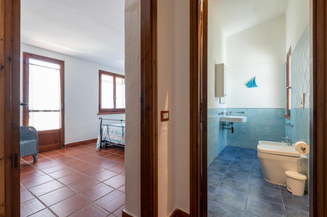 Damiano Holiday House Porto Columbu - Perd'E Sali Екстериор снимка